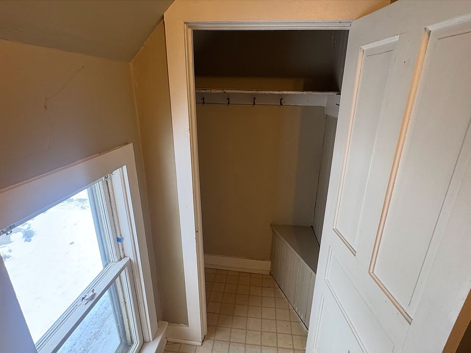 Bathroom closet