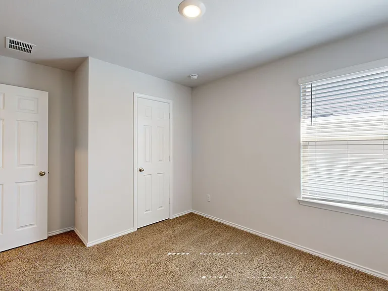 824 Chambray Dr — Photo 20