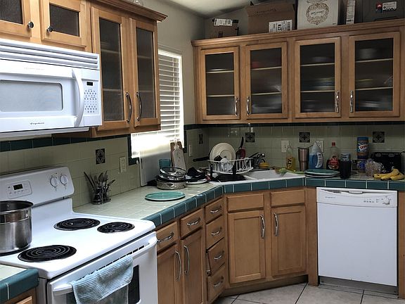 All Appliances included