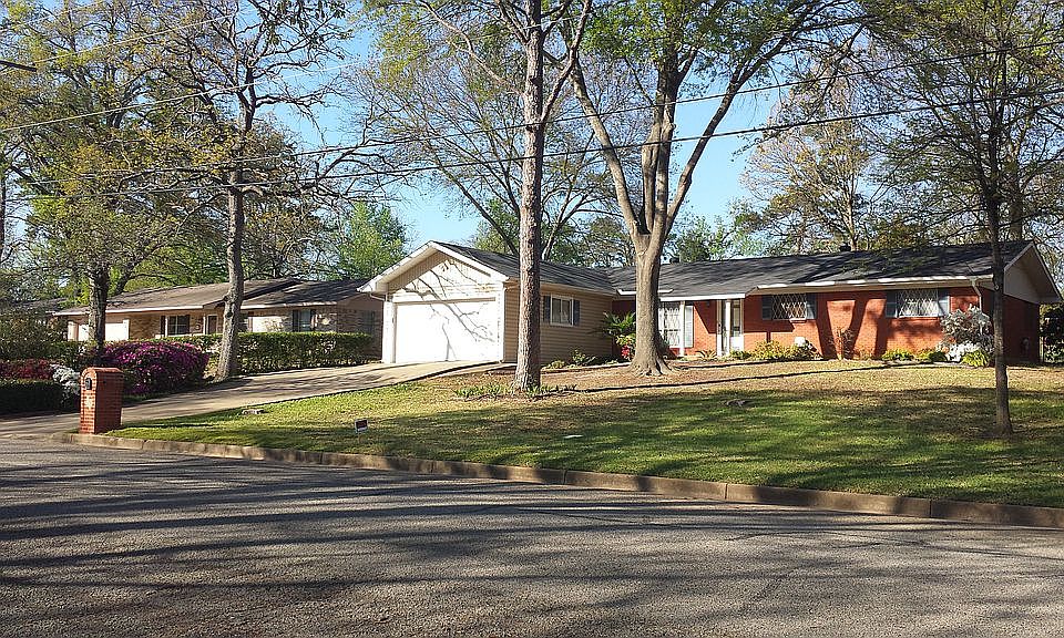 1st image of 3102 Kathleen Dr