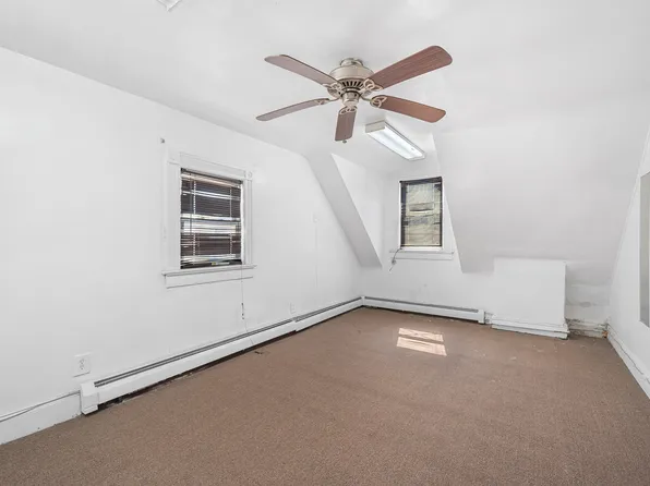 41 Garrison Avenue image 32 of 39