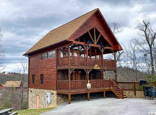 2040 Mikey St, Sevierville, TN 37876
