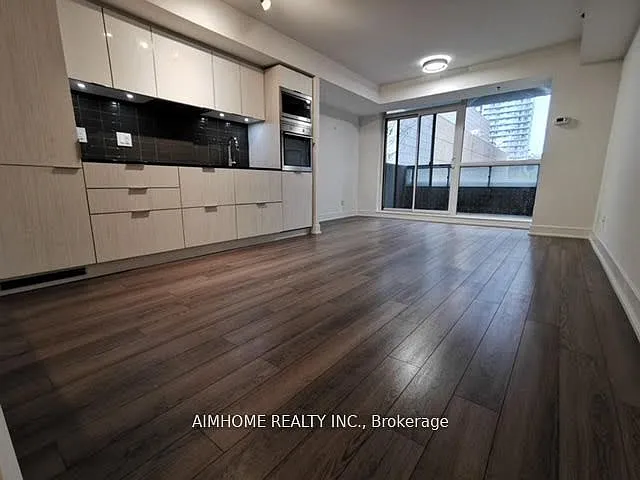 318 Richmond St W #416 — Photo 7
