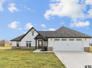 12316 Maplewood Dr, Lindale, TX 75771