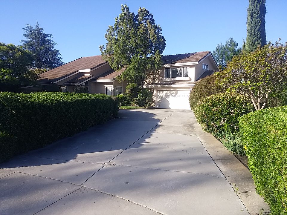 1st image of 2855 Cedardale Ct