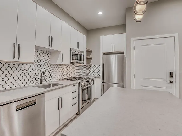 3427 Hickory Ave #A — Photo 6