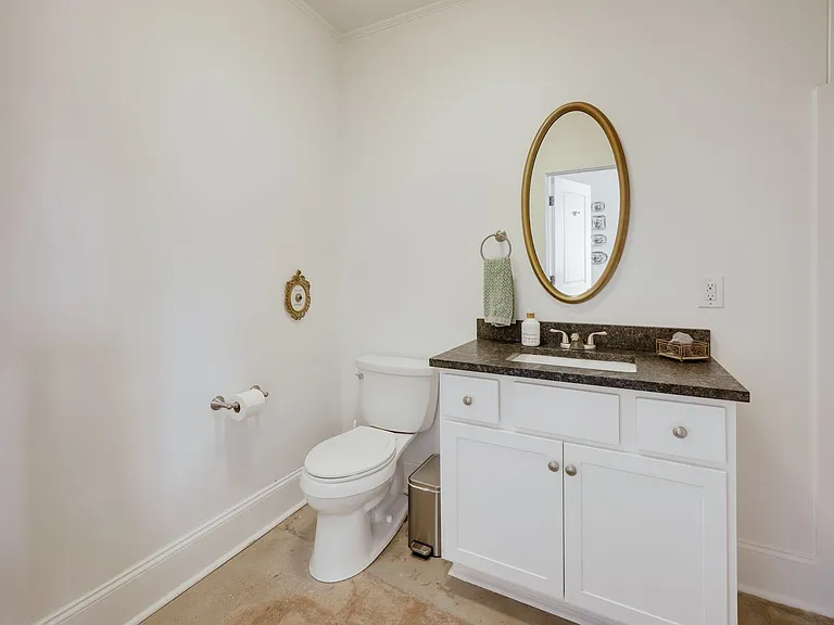 190 Lakewood Dr — Photo 13