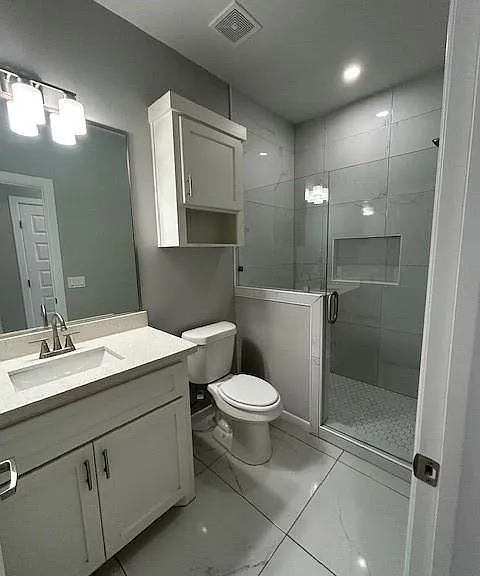 1122 Country Club Dr #4 — Photo 18