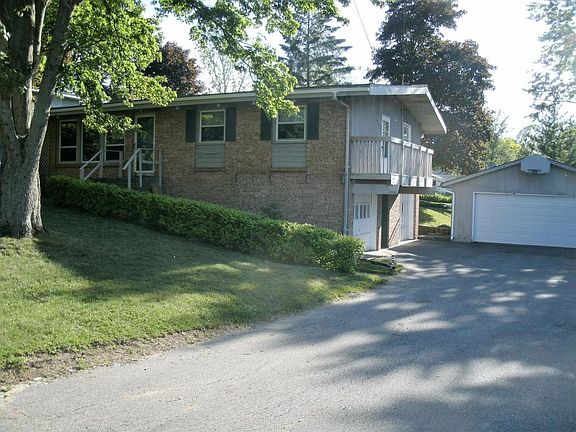 2nd image of 3409 Poinsettia Ave SE