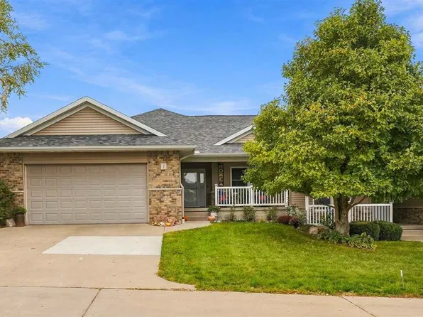 2204 135th Dr Unit 1, Kalona, IA 52247