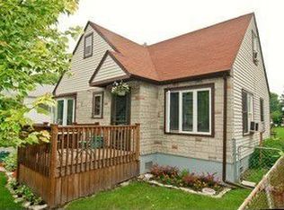 1527 Vine Ave, Round Lake Beach, IL