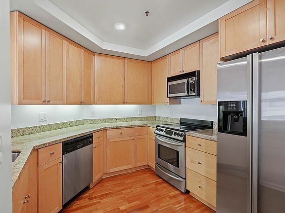 5th image of 2001 McAllister St #B131