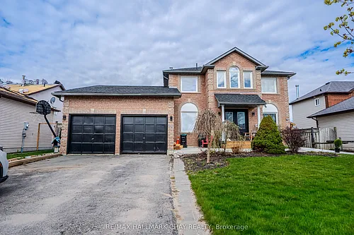 19 Julie St #LOWER Photo 1