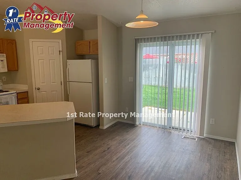3316 Coachman Ct — Photo 9