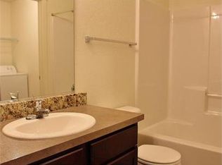 6826 N Pinegrove Dr APT 201, Coeur D Alene, ID 83815