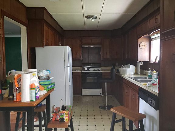 3rd image of 1515 Church St