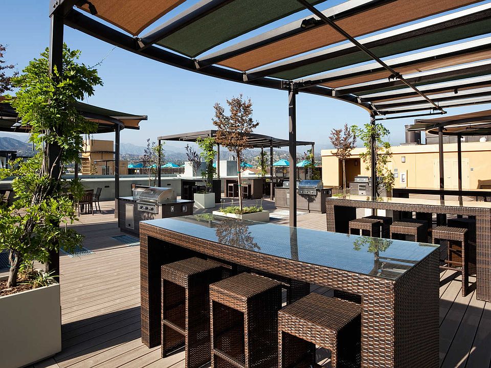 Rooftop Seating