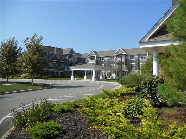 110 Dillingham Avenue #214, Falmouth, MA 02540