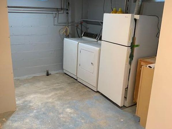 685 S 2nd St, Rogers City, MI 49779