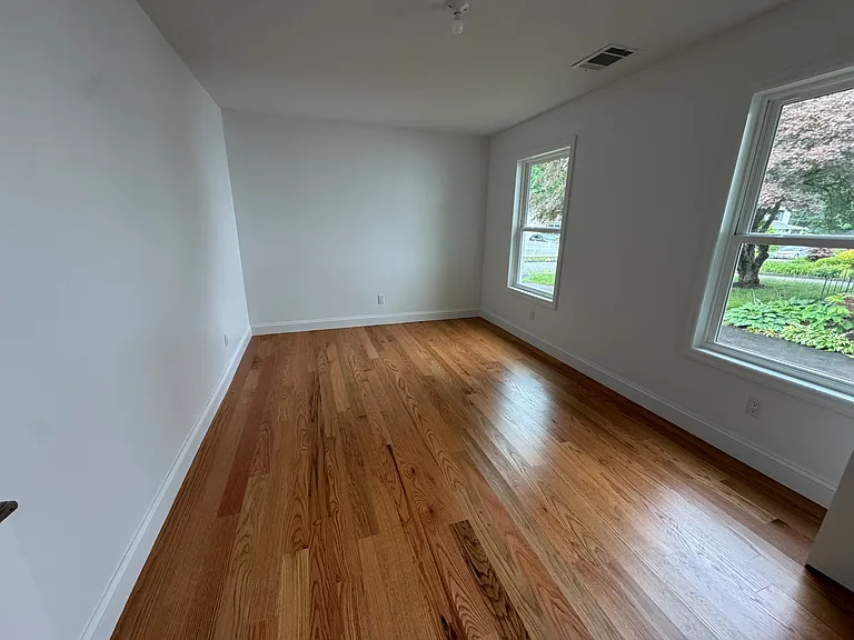 13 Richard St #1 — Photo 3