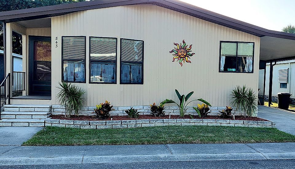 1st image of 843 Egret Ln