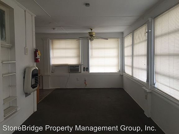 3rd image of 527 E Lemon Ave APT 6