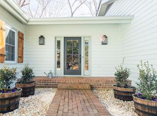 5536 Hidden Harbor Trl, Gainesville, GA 30504