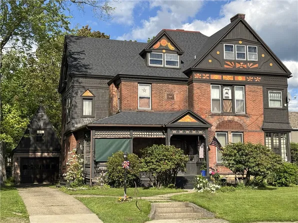 110 Edgar James St, Kane, PA 16735