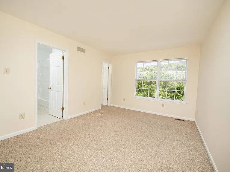 5025 Rebecca Fell Dr — Photo 13