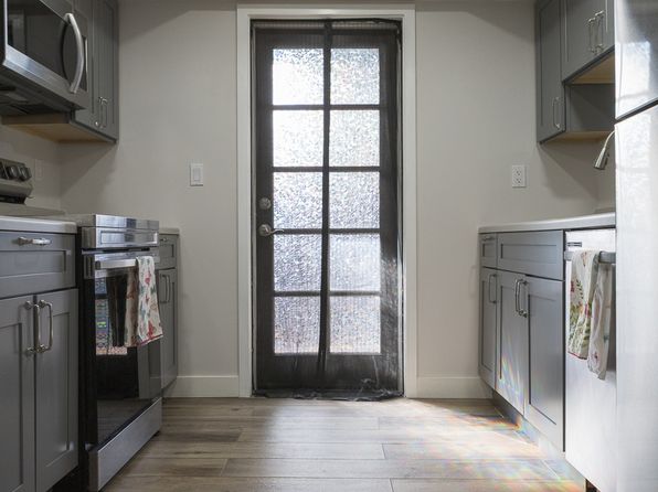 1927 E Hampton Ave UNIT 137