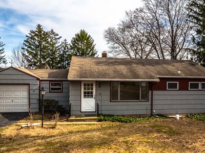 14 Circle Dr N, Lambertville, NJ, 08530