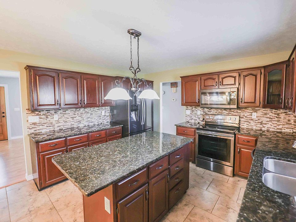 61 Autumn Dr, Russell Springs, KY 42642 Zillow