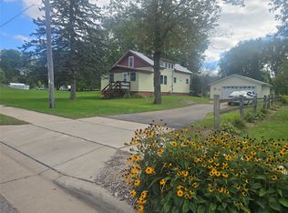 307 E Begley St, Greenwood, WI 54437