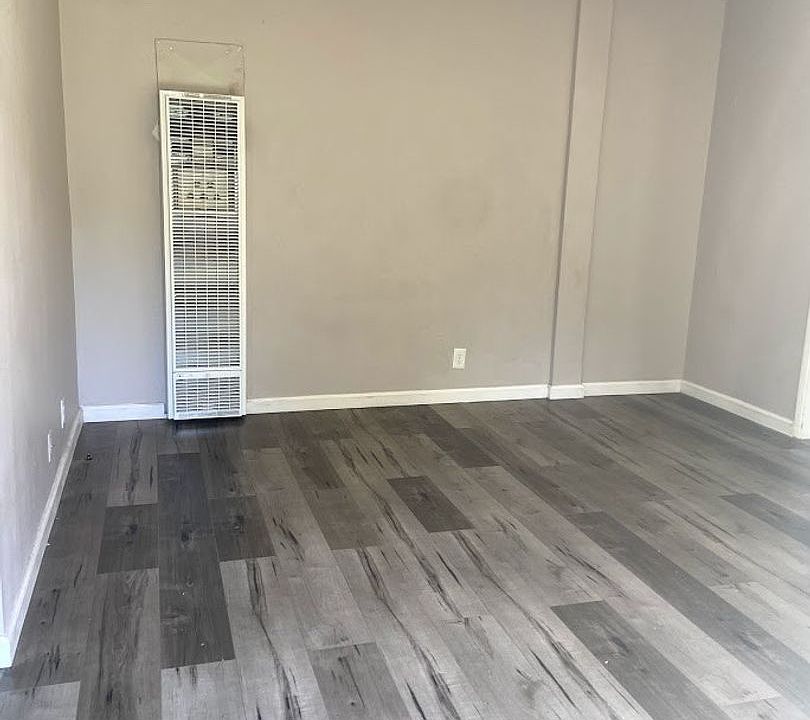 1st image of 3939 Stevely Ave APT 21