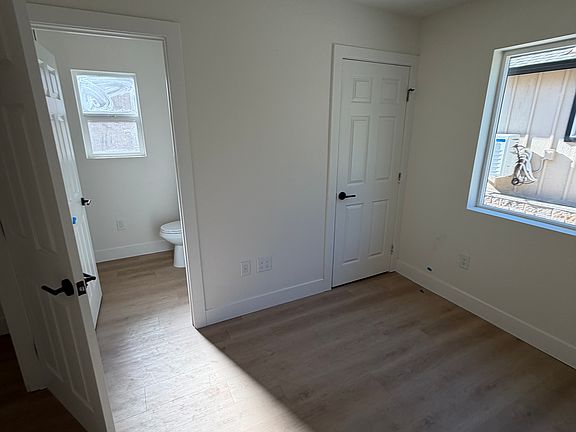 5th image of 1844 Arcadian Ave #5