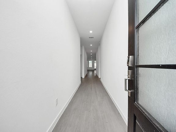 2nd image of 31502 San Floro Dr