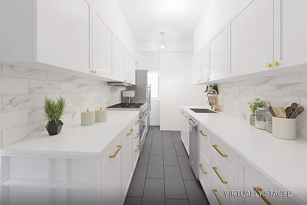 Sold by Sotheby's International Realty | media 8