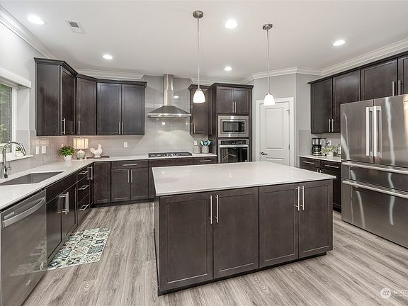 3rd image of 12733 171st Avenue SE