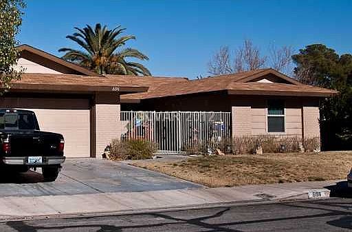 1st image of 6196 Bullion Blvd