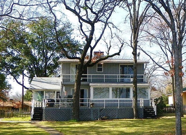 1st image of 107 Crestwood Cir