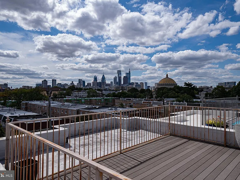601 Poplar St — Photo 34