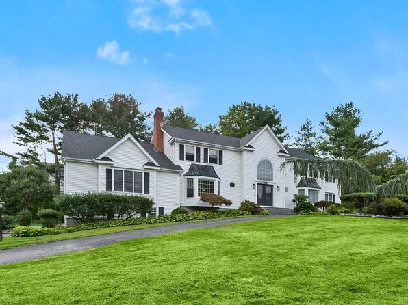 37 Kent Lane, Trumbull, CT 06611