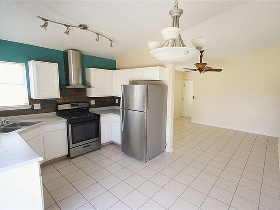 4th image of 11504 Arrow Rock Dr