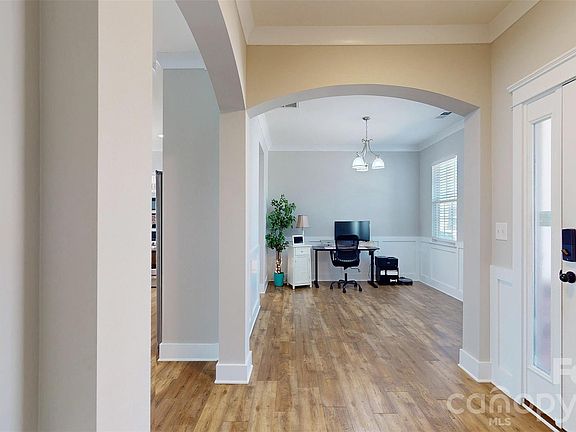 5th image of 5605 Coulee Ct
