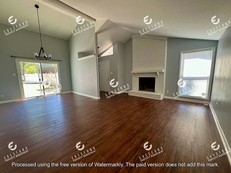 2013 Brucemount Pl — Photo 3
