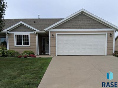 1115 N Valley View Rd, Sioux Falls, SD, 57107