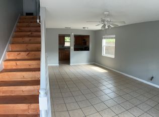 911 SW 62nd Ter #D, Gainesville, FL 32607