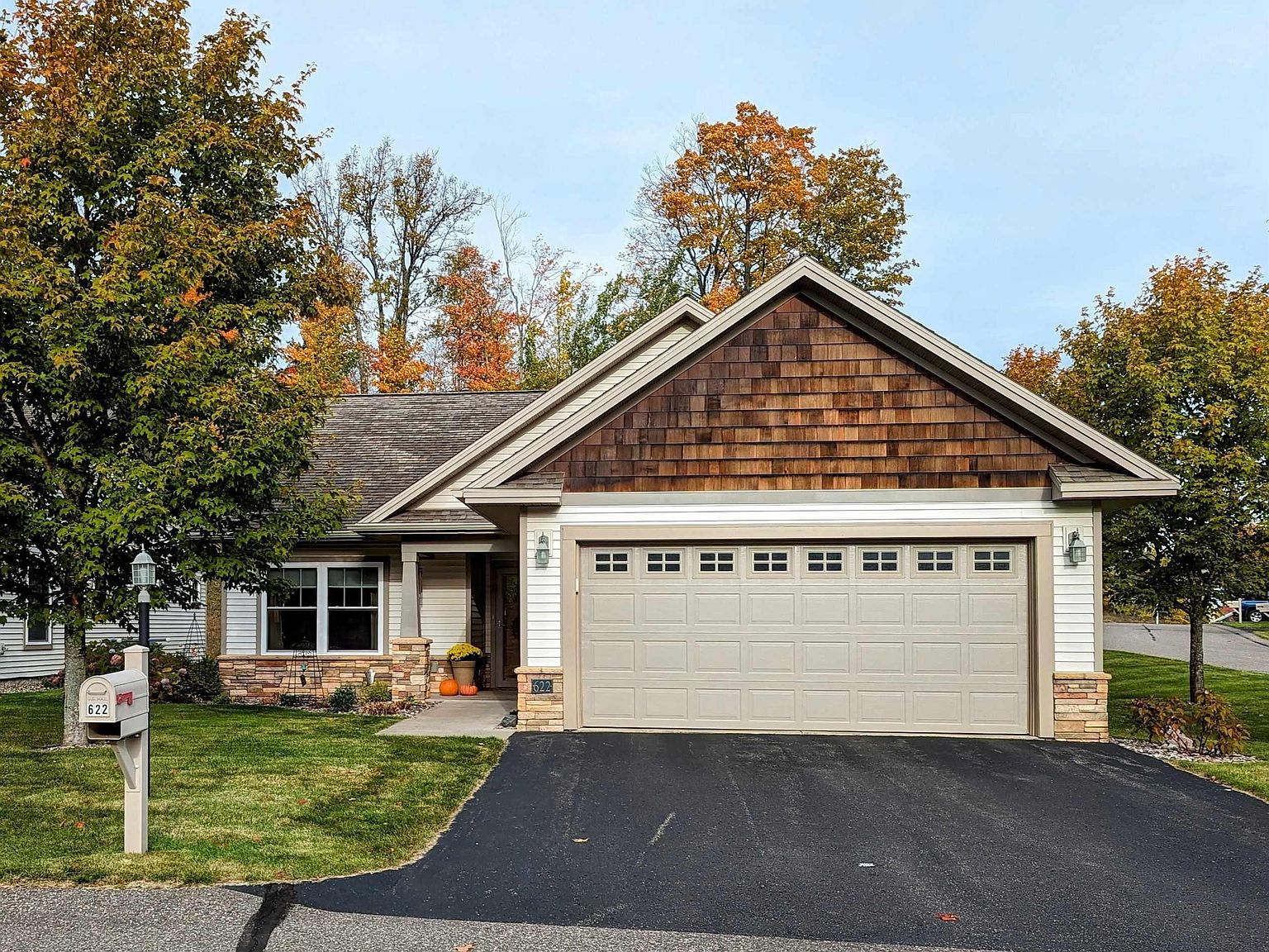 622 Brookstone Ct Marquette MI 49855 Zillow