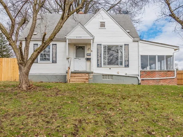 2459 Newton St, Akron, OH 44305