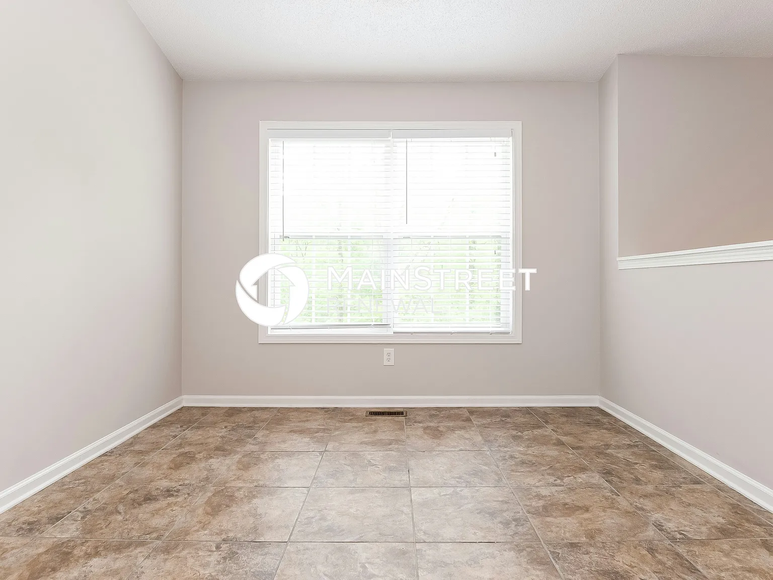 5515 Hall Cir — Photo 4
